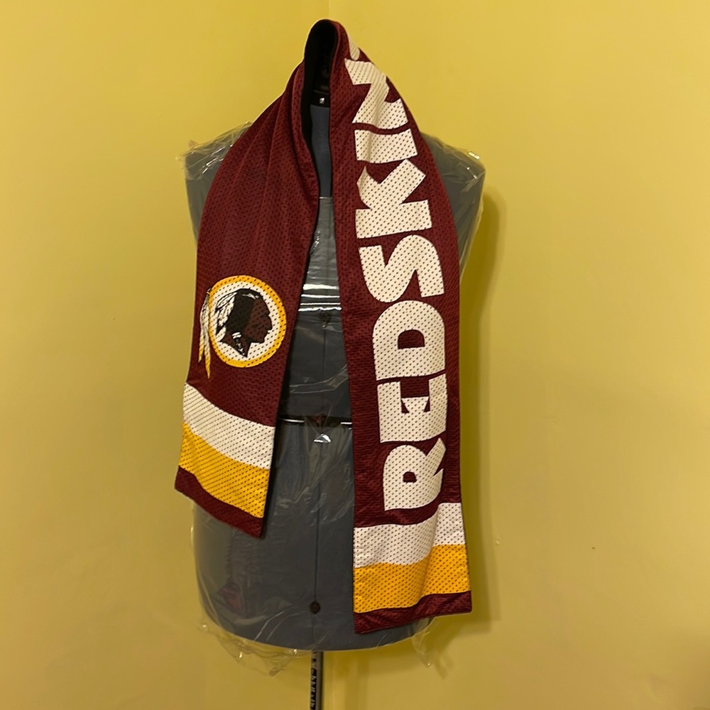 NFL Redskins Burgundy White Gold Team Scarf
